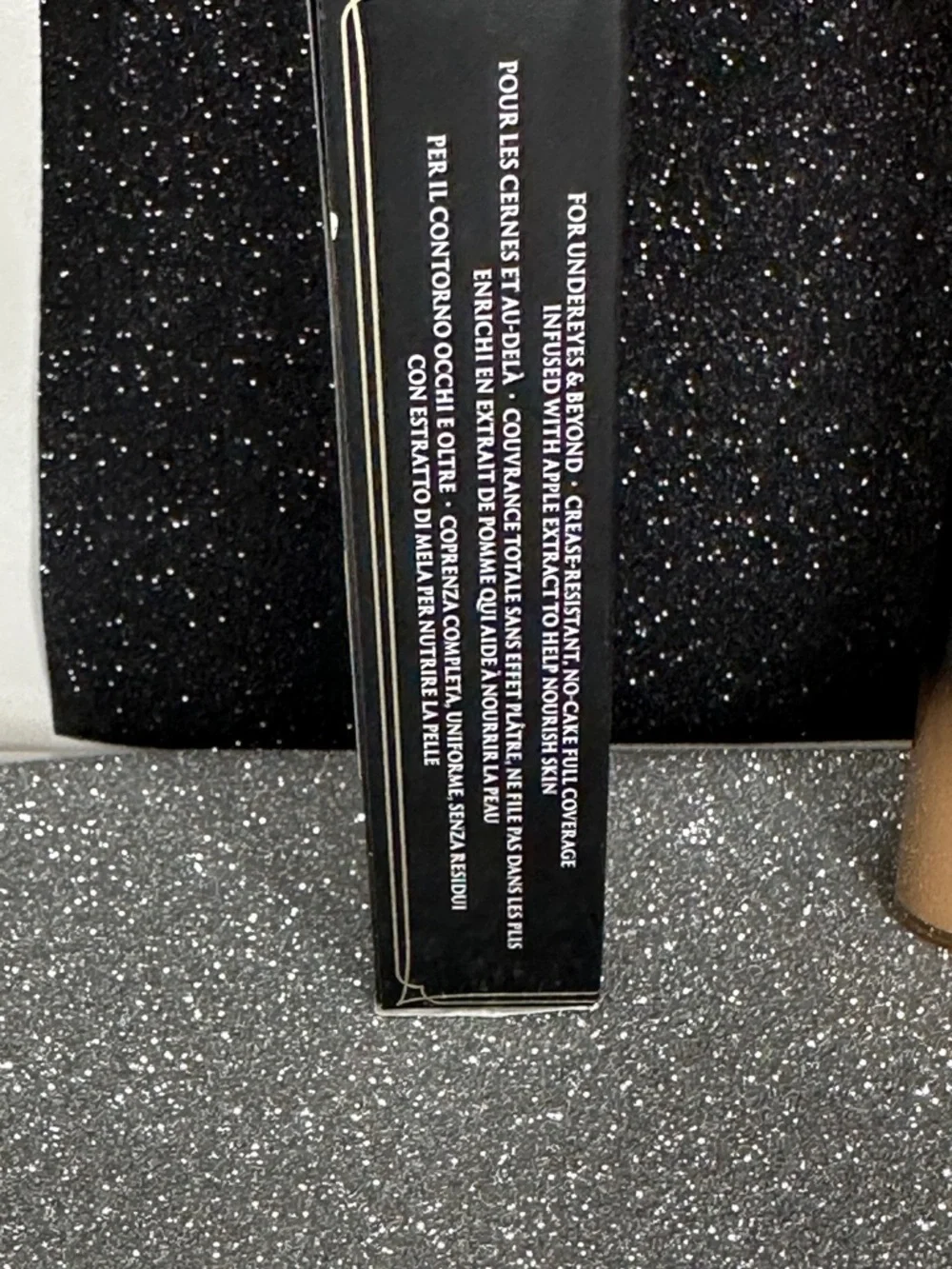 KVD Good Apple Lightweight Full-Coverage Concealer - Medium 149